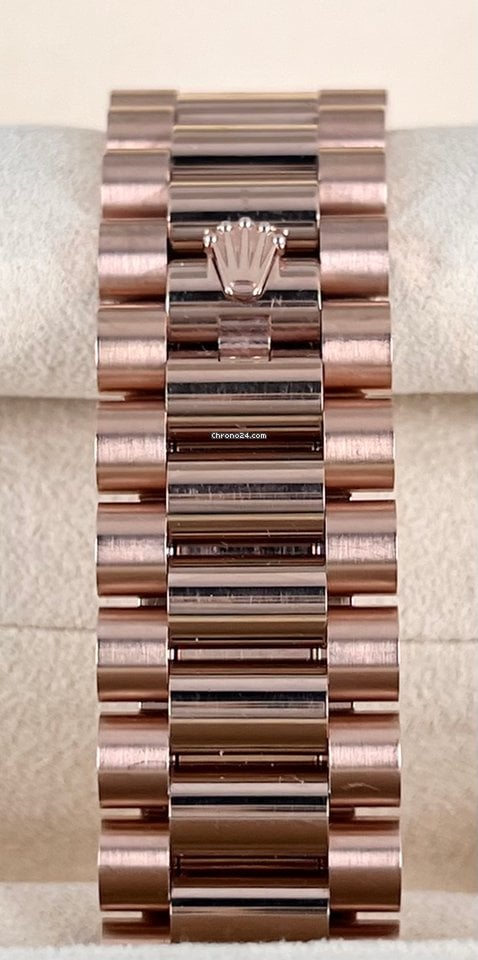Day-Date 40 Roségold 18K, 2018, olivgrünes Zifferblatt, neuwertiger Zustand, unpoliert, Komplettset