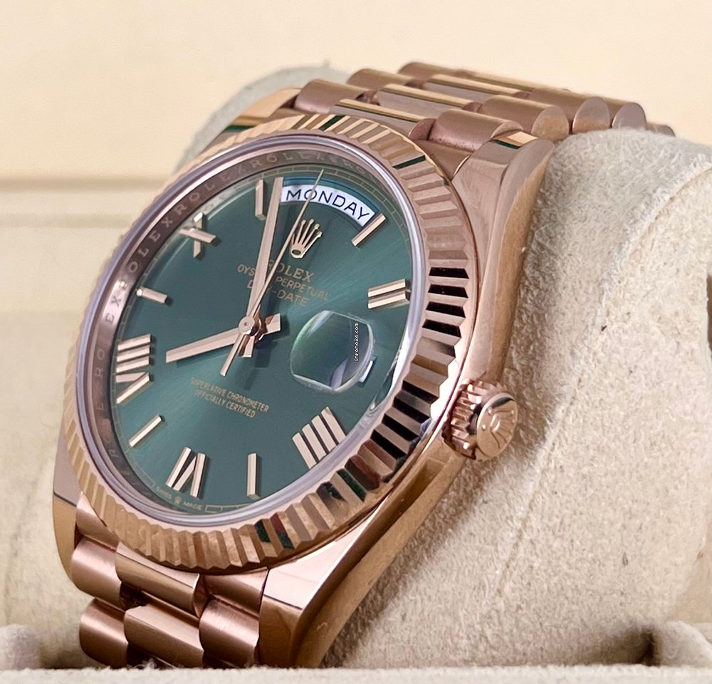 Day-Date 40 Roségold 18K, 2018, olivgrünes Zifferblatt, neuwertiger Zustand, unpoliert, Komplettset