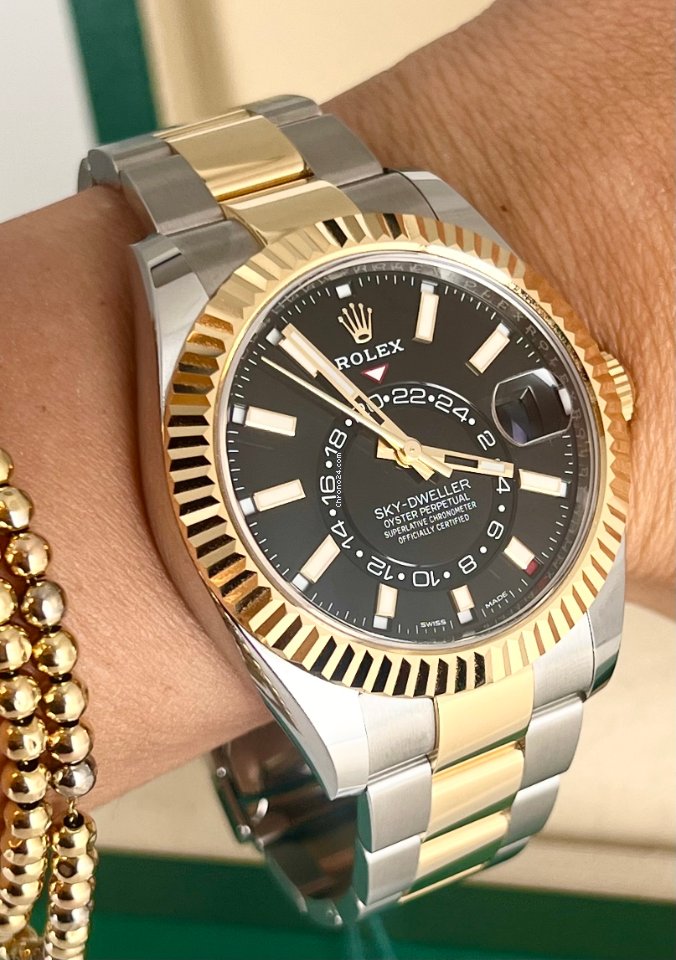 Sky-Dweller Stahl und Gold, schwarzes Zifferblatt