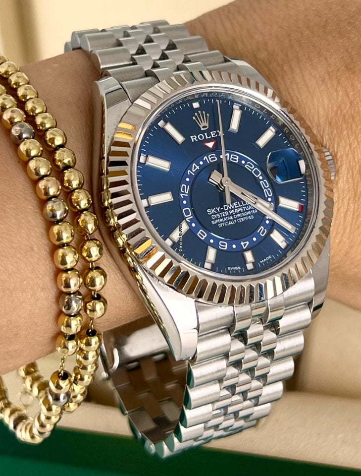 Sky-Dweller 42 mit Jahreskalender, blaues Zifferblatt, Jubilee-Armband, Komplettset, unpoliert