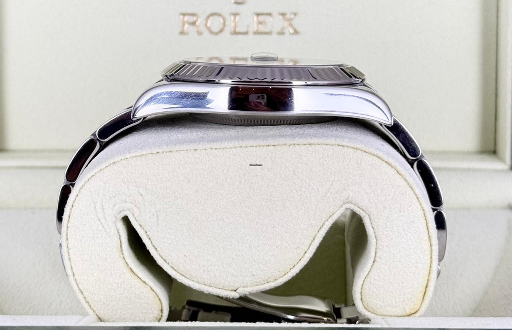 Rolex Datejust II arabisches silbernes Zifferblatt, Box & Papiere, Weißgoldlünette