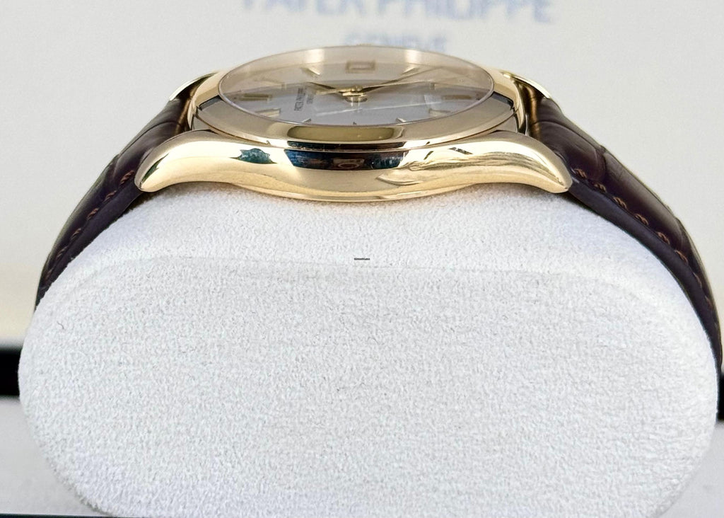 Patek Philippe 5107J 2007 wie neu Full Set