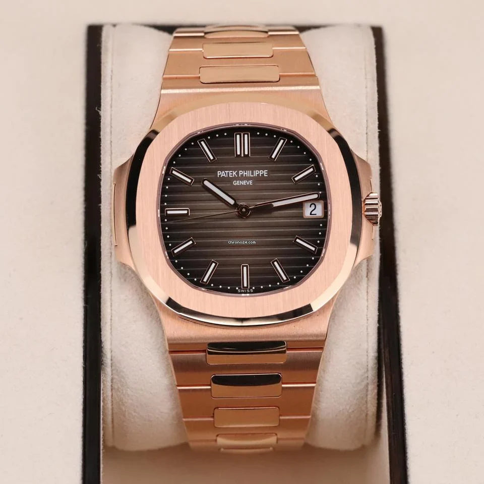 Patek Philippe Nautilus 5711R Full Set wie neu
