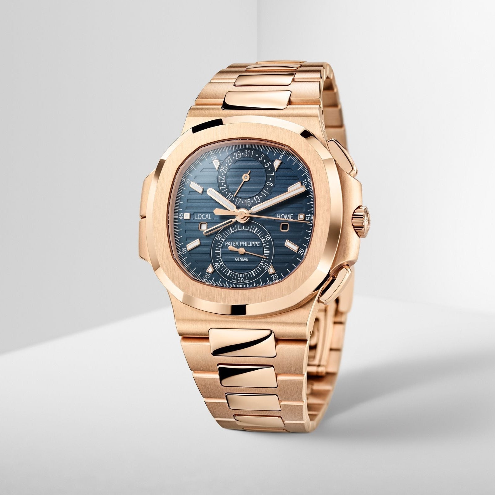 Patek Philippe Nautilus Flyback Chronograph Travel Time Neu