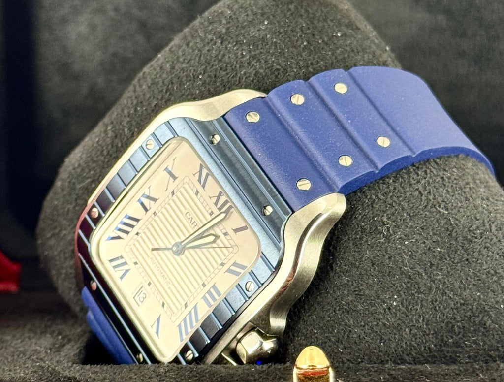 Santos de Cartier 11/2024 neu, großes Zifferblatt, blaue Keramiklünette