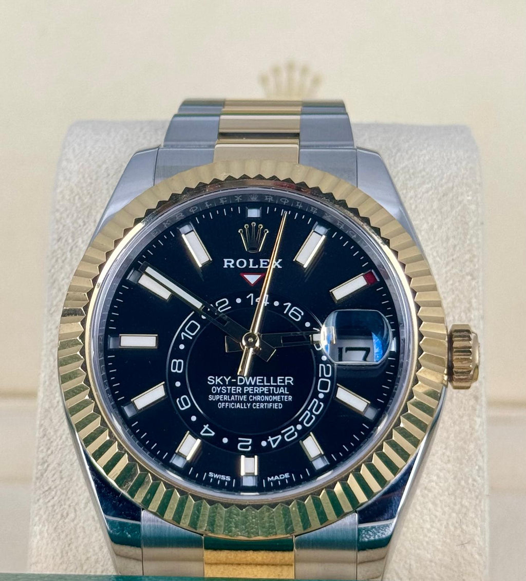 Rolex Sky-Dweller 42 mm Jahreskalender Box und Papiere Wie neu 2018