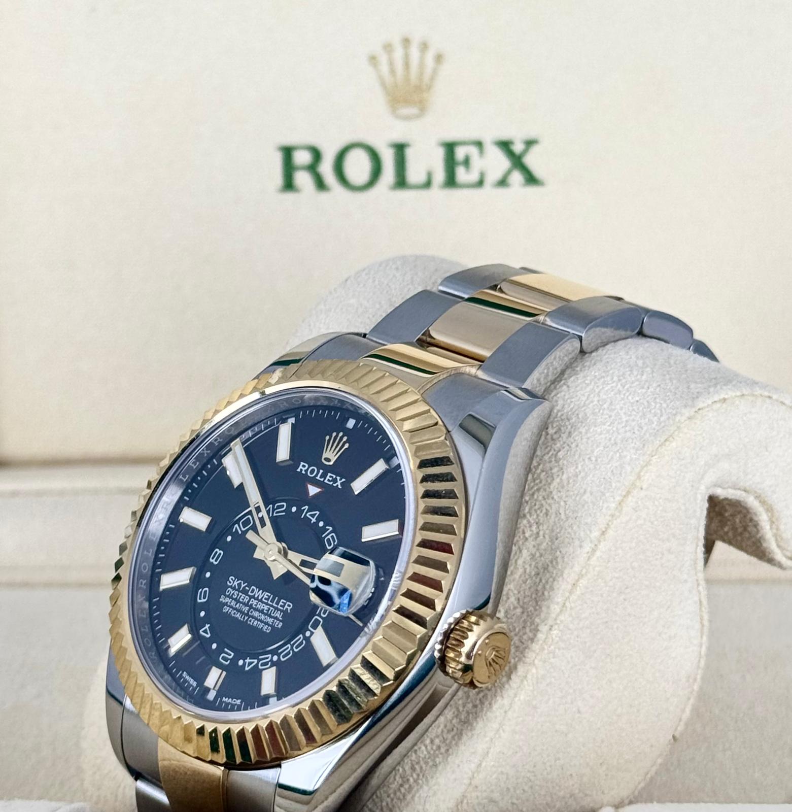 Rolex Sky-Dweller 42 mm Jahreskalender Box und Papiere Wie neu 2018