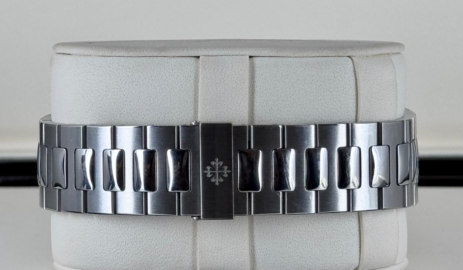 Patek Philippe Nautilus 5980/1A-014 | Schwarzes Zifferblatt Komplettset