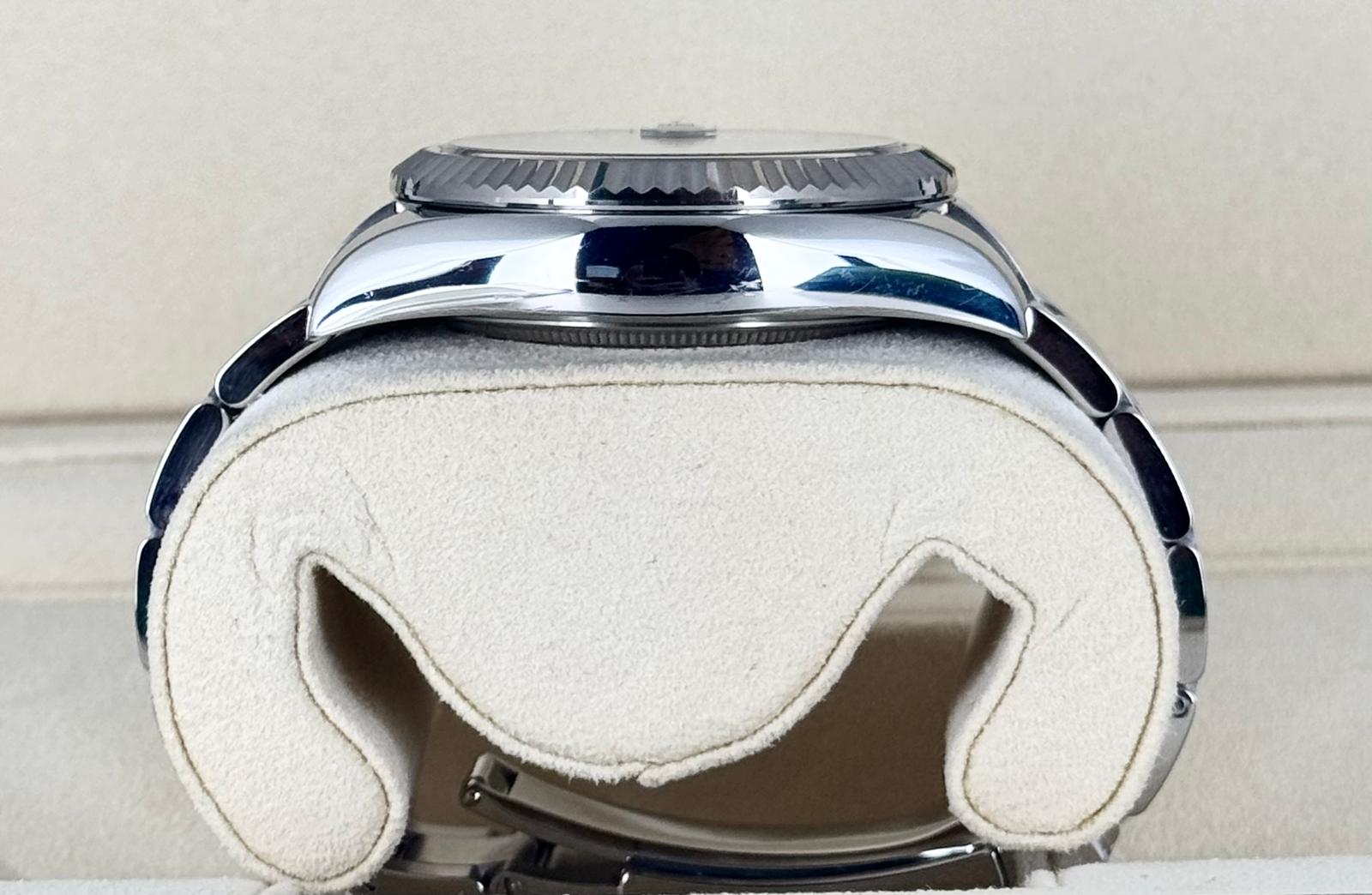 Rolex Sky-Dweller Komplettset wie neu nach Service 2021