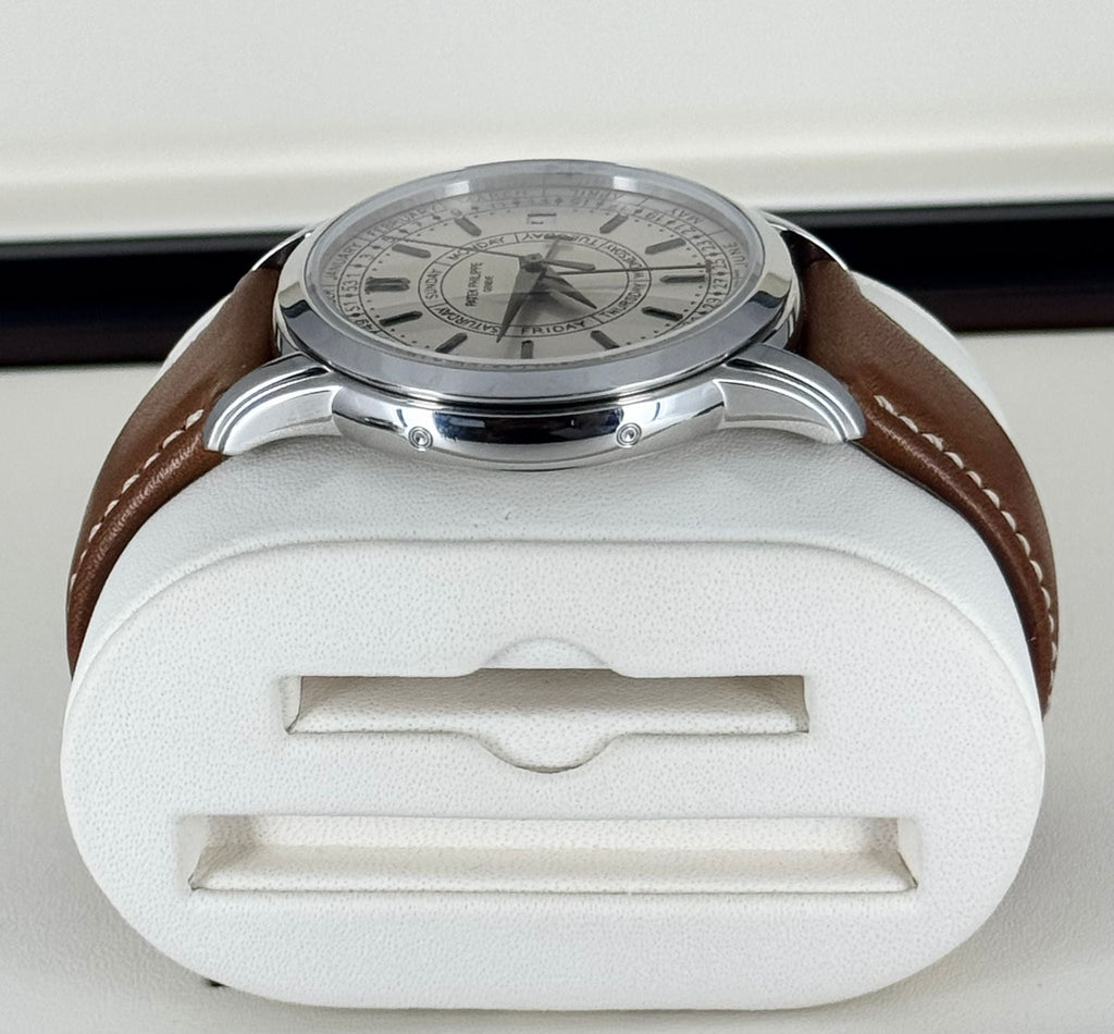 Patek Philippe Calatrava Weekly Calendar Unworn 2024 full set