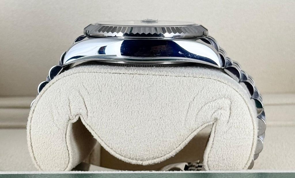 Rolex Sky-Dweller Jubilé Komplettset wie neu (2023)