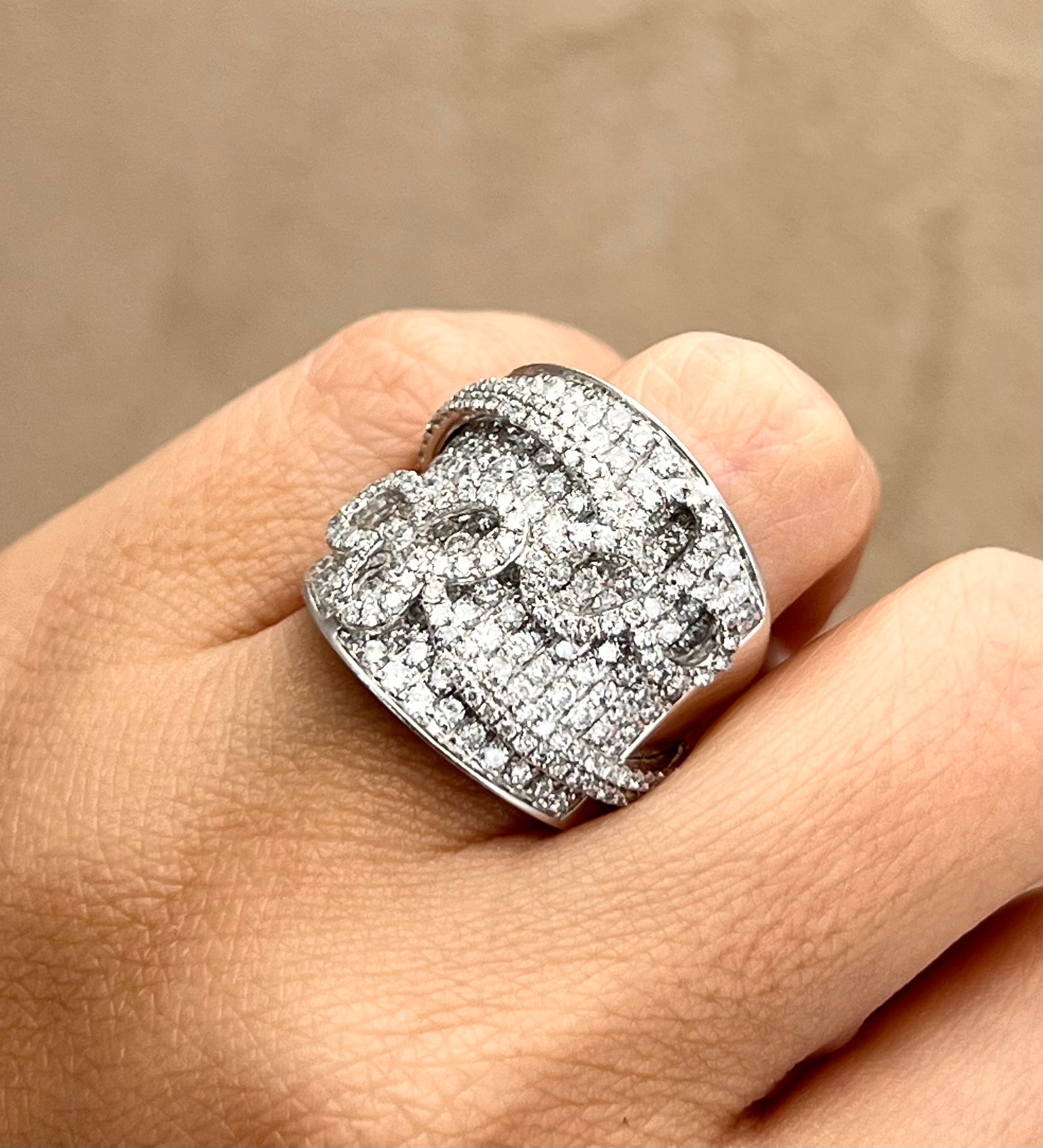 Blumen Pavé-Diamantring
