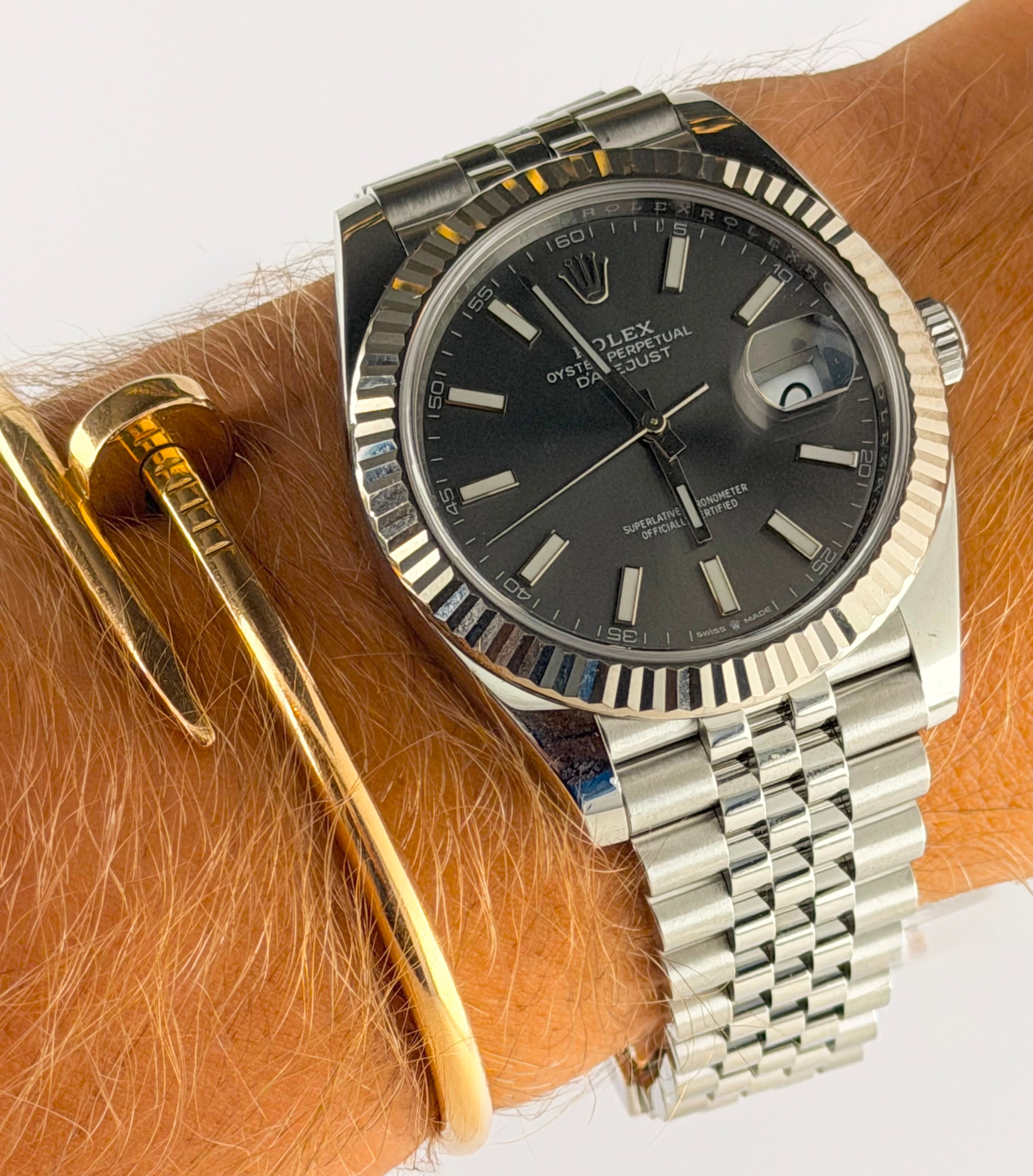 Rolex Datejust 41 mm, Rhodium, am Jubilee-Armband, Komplettset