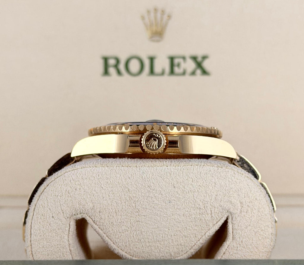 Rolex Submariner Date Blaues Zifferblat Box Und Papieren 2023 BJ