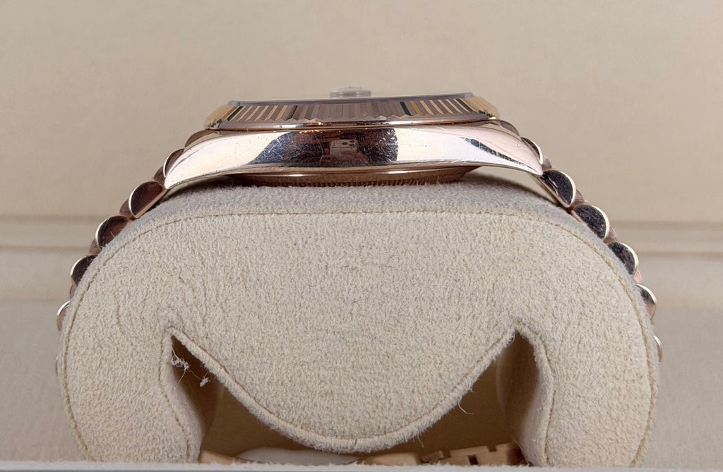 Rolex Day-Date 40 Baguette Sundust Zifferblat Box und Papieren