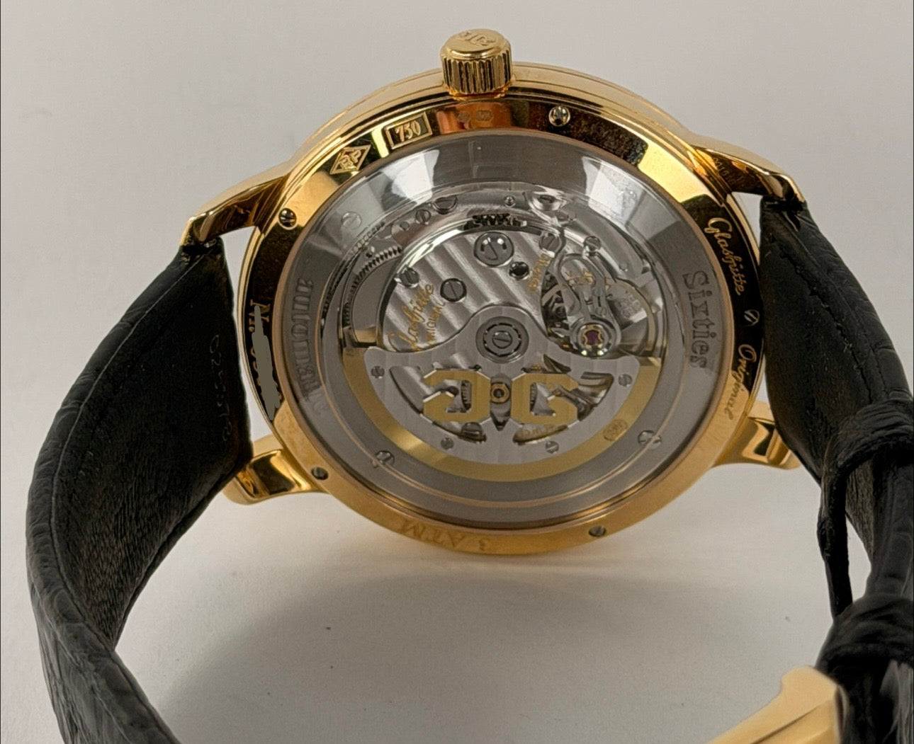 Glashütte Original Sixties Panorama Date 18k Gold Box Und GLasshute Zertifkat