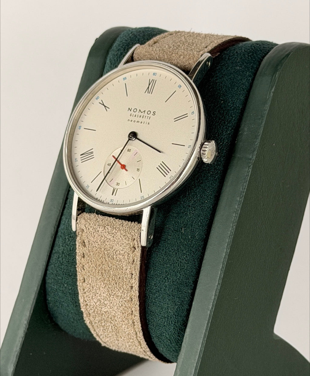 NOMOS Ludwig Neomatik 282