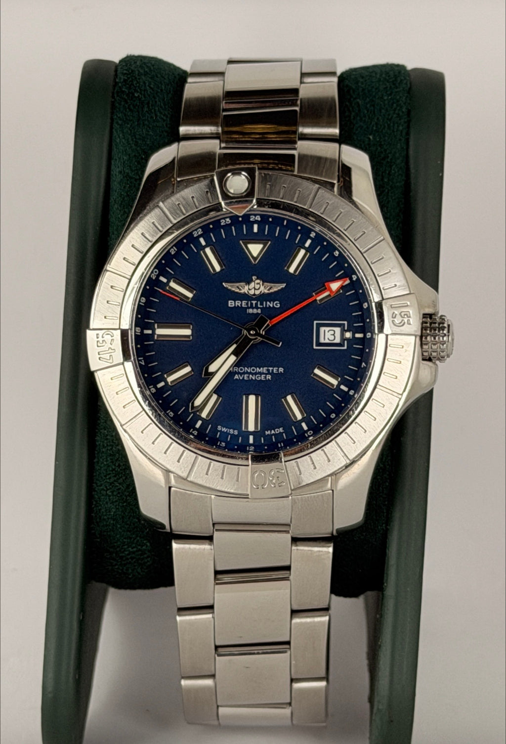Breitling Avenger Automatic Gmt 45 Box und Papieren Wie Neu Zustand
