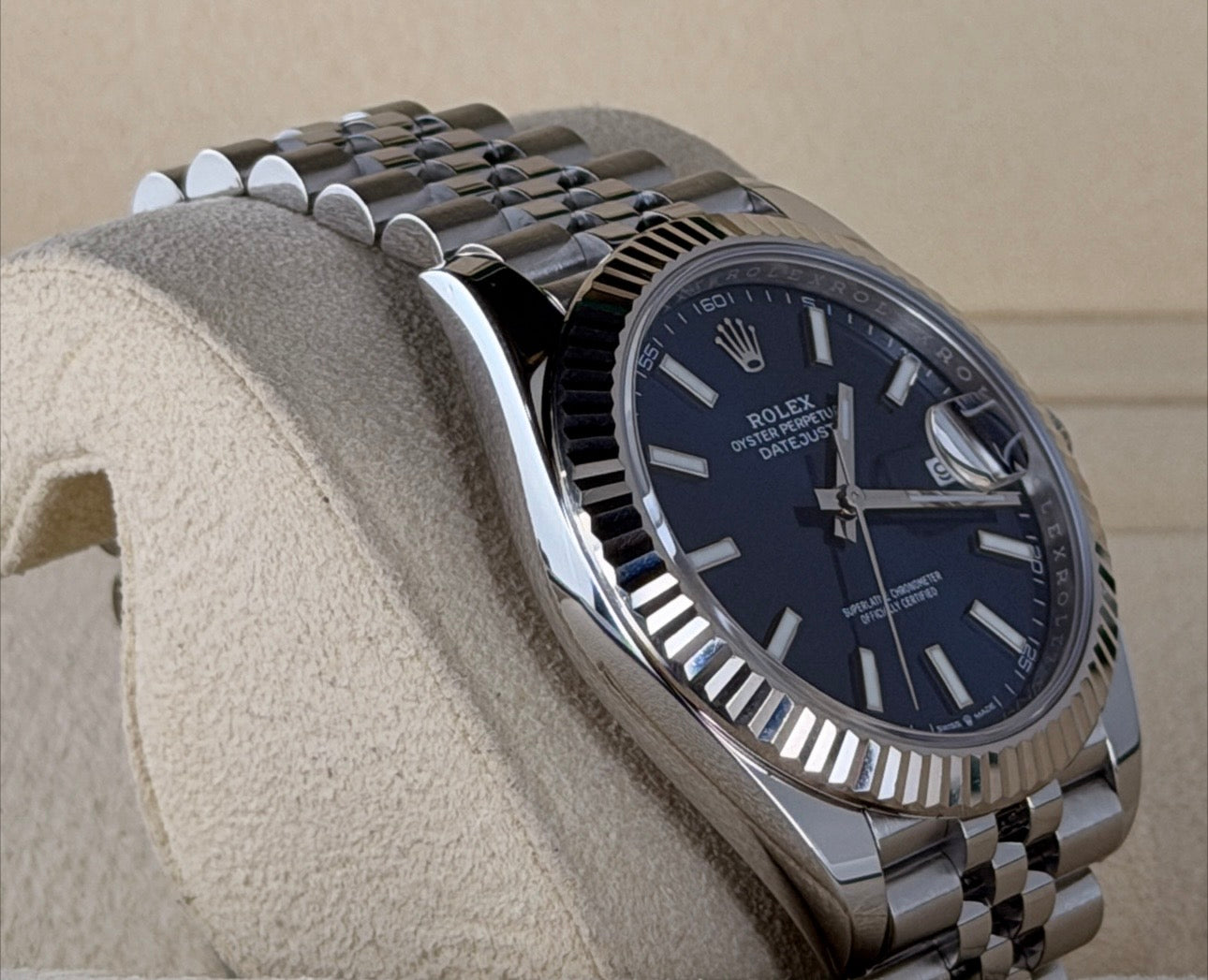 Rolex Datejust 41 Box und Papieren Wie Neu Zustand Blau Stick Zifferblat 18k
