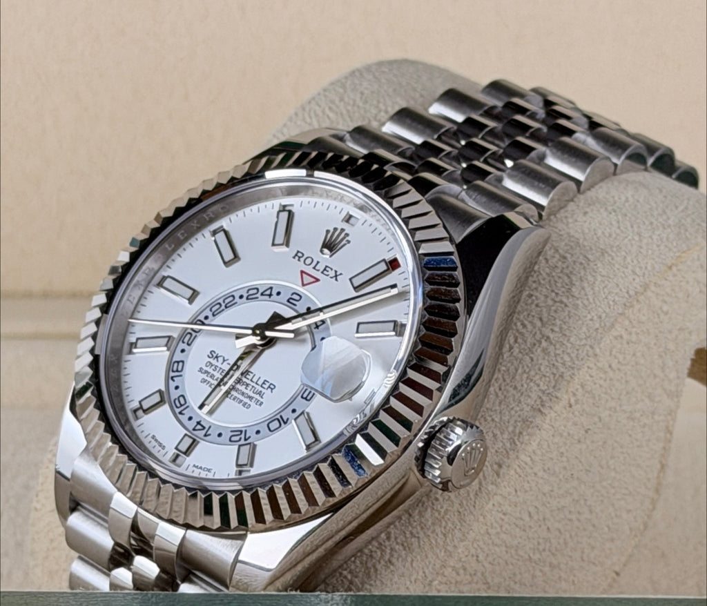 Rolex Sky-Dweller Jubille 2022 Wie Neu Zustand Box und Papieren