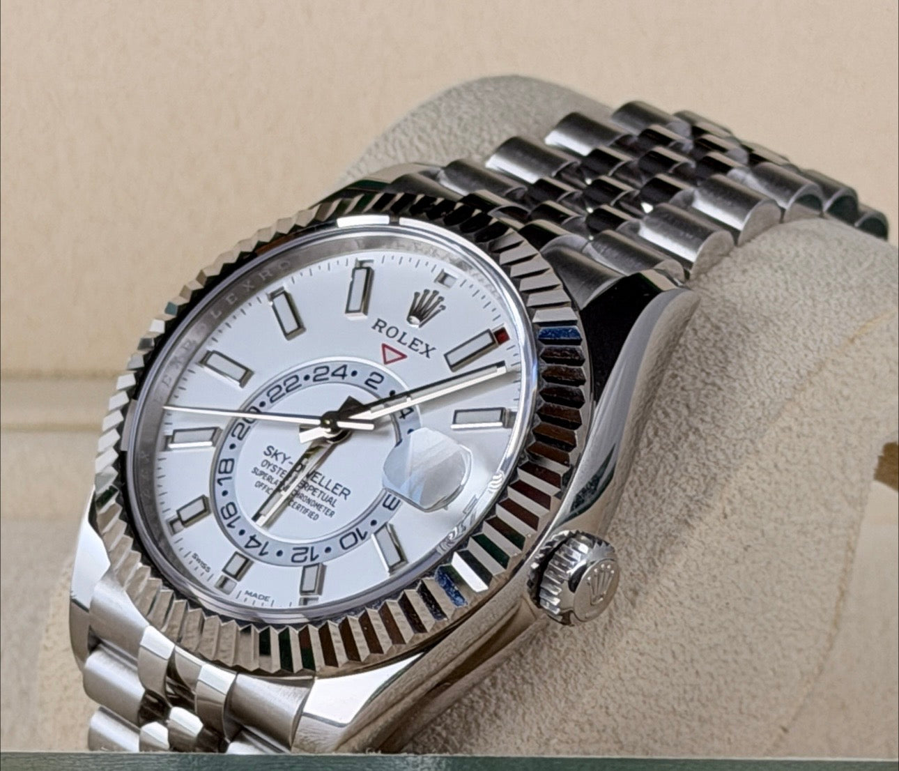 Rolex Sky-Dweller Jubille 2022 Wie Neu Zustand Box und Papieren