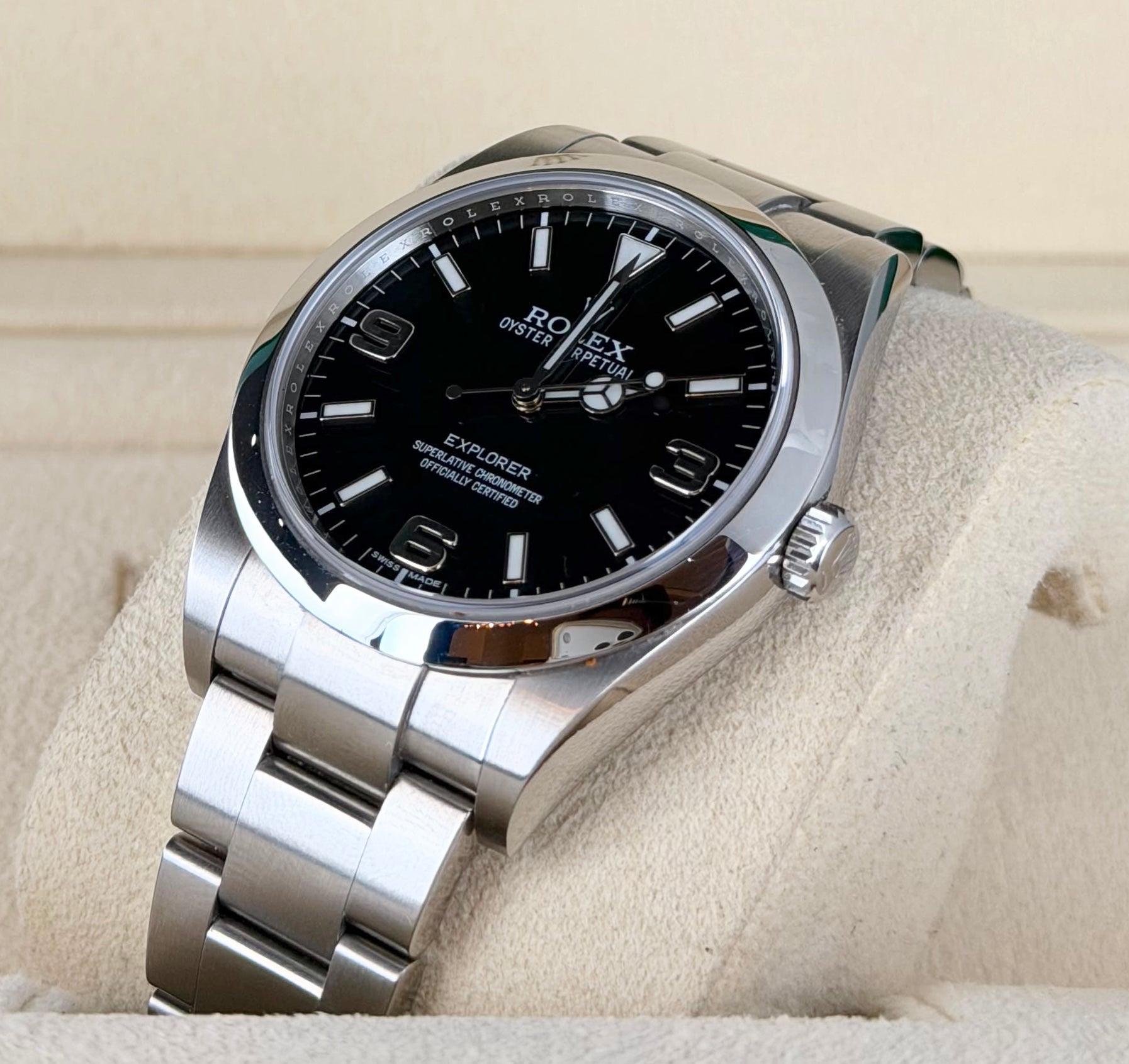 Rolex Explorer 39 MM box und Papieren