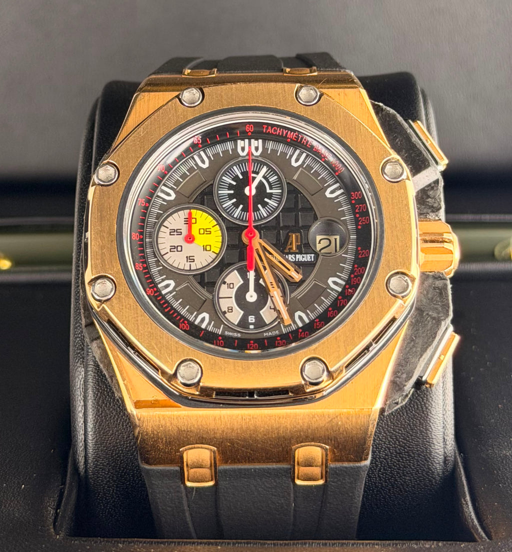 Audemars Piguet Royal Oak Offshore Grand Prix mit Originalpapieren, originale Goldlünette ab Werk!