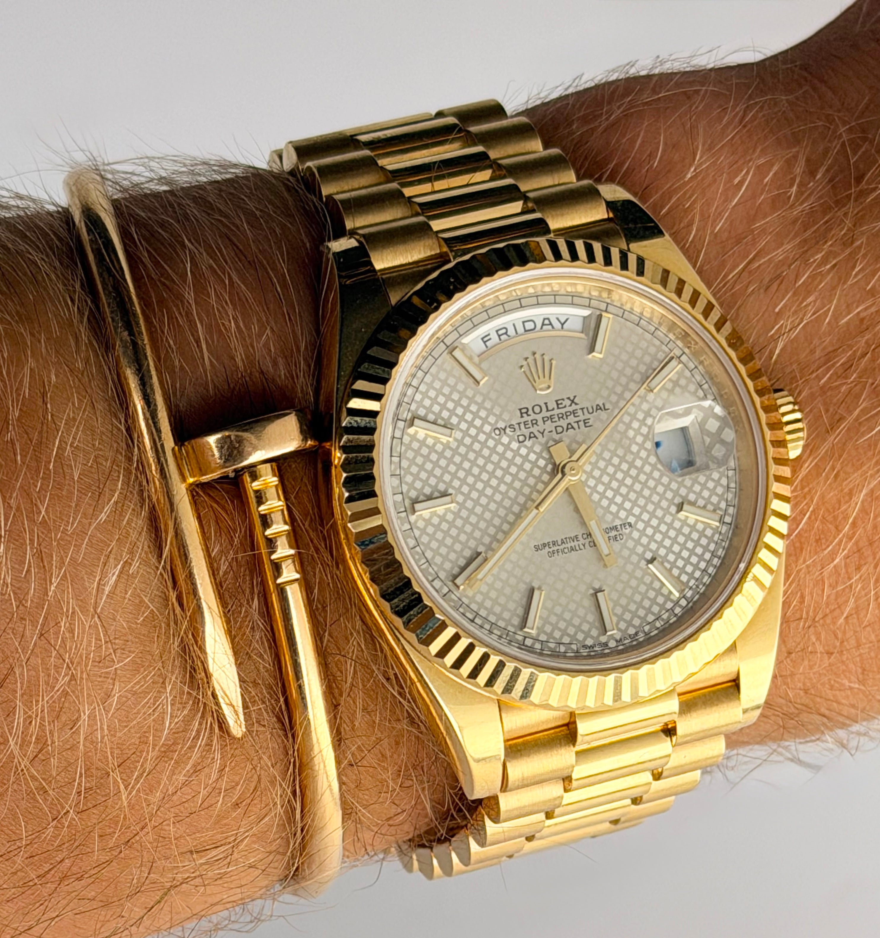 Rolex Day-Date 40 Waffelzifferblatt, Baujahr 2018, 18 Karat Gelbgold