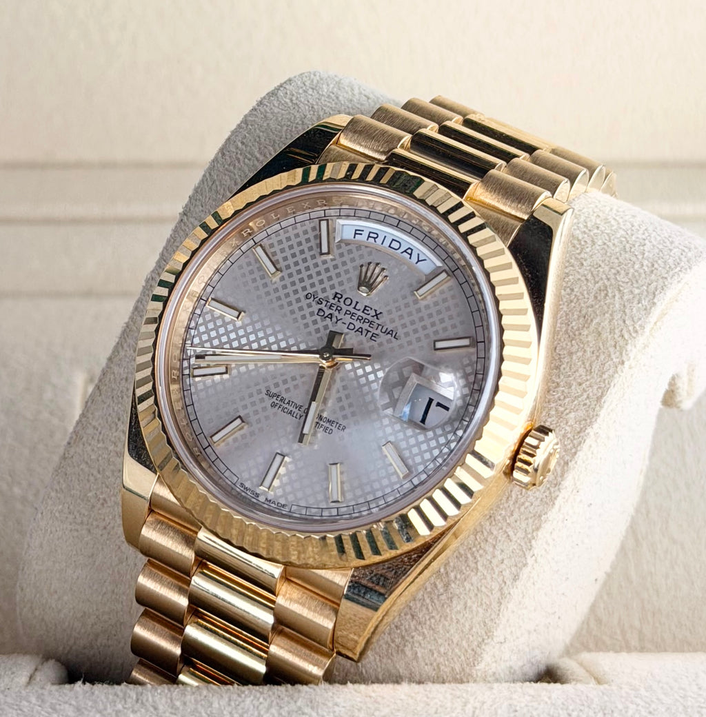 Rolex Day-Date 40 Waffelzifferblatt, Baujahr 2018, 18 Karat Gelbgold