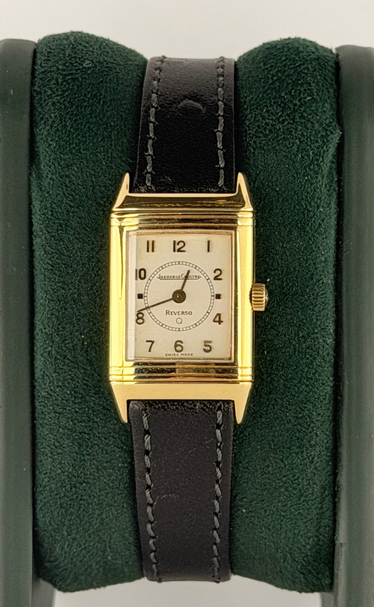 Jaeger-LeCoultre Reverso, 18 Karat Gold, 19 × 32 mm, nach Service, wie neu