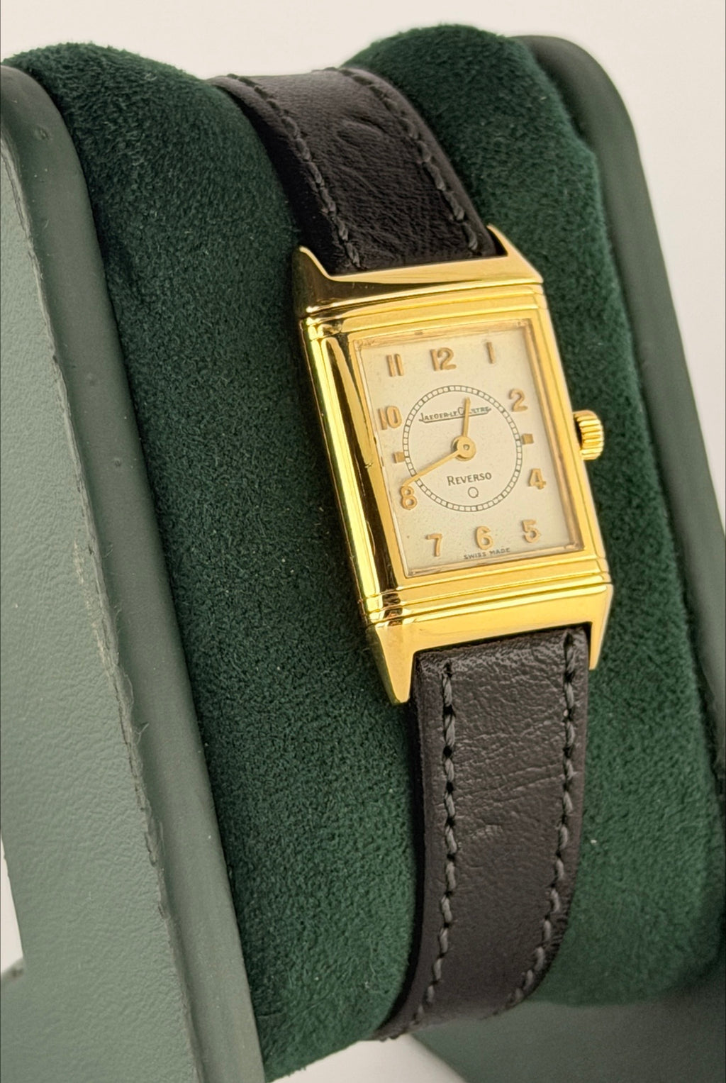 Jaeger-LeCoultre Reverso, 18 Karat Gold, 19 × 32 mm, nach Service, wie neu