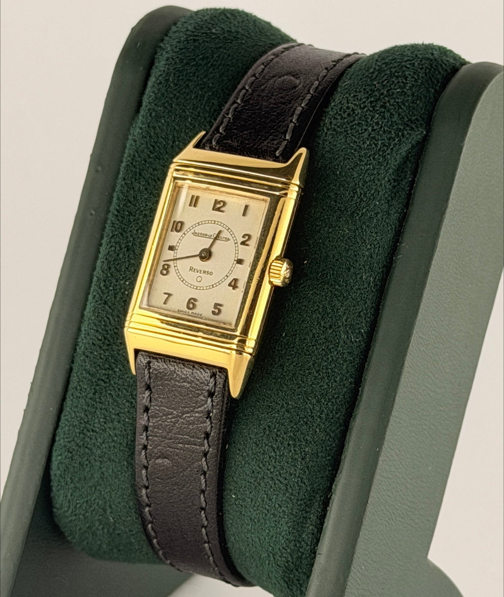 Jaeger-LeCoultre Reverso, 18 Karat Gold, 19 × 32 mm, nach Service, wie neu