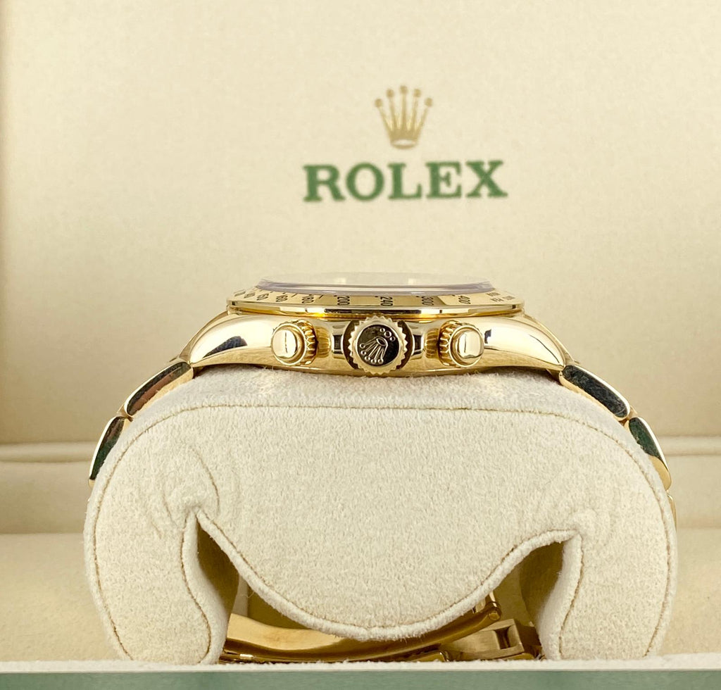 Rolex Cosmograph Daytona, mit Box und Papieren