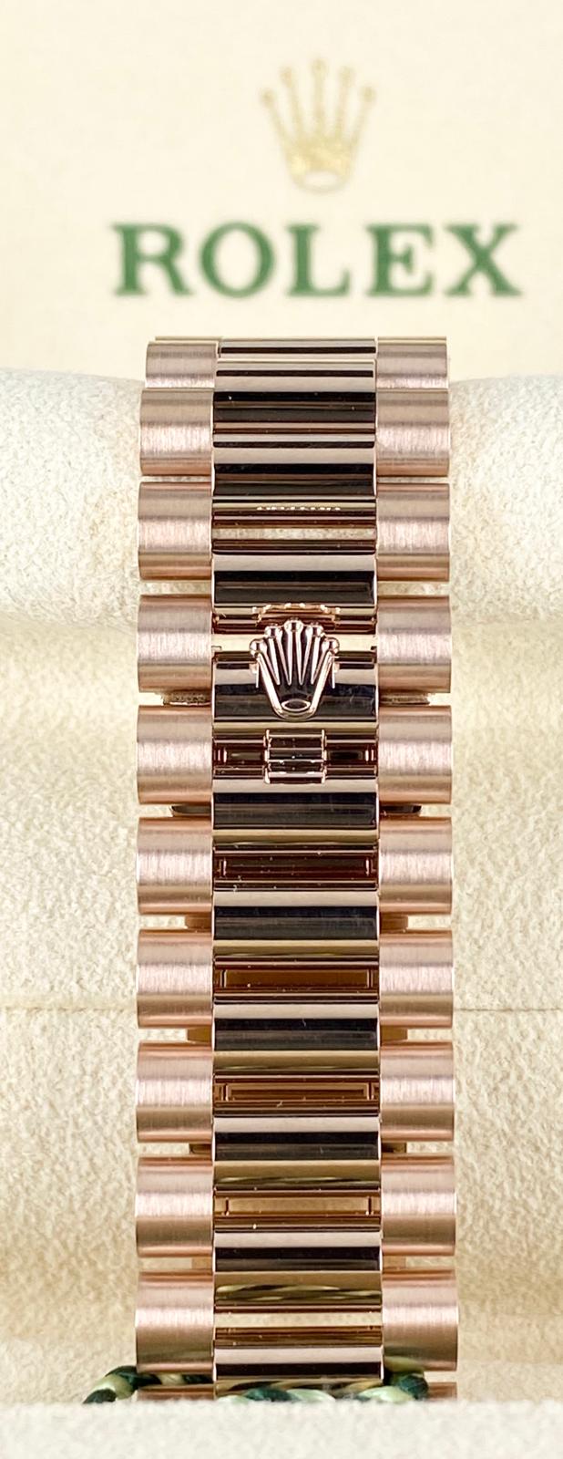 Rolex Day-Date Everose Gold mit Baguette-Diamanten