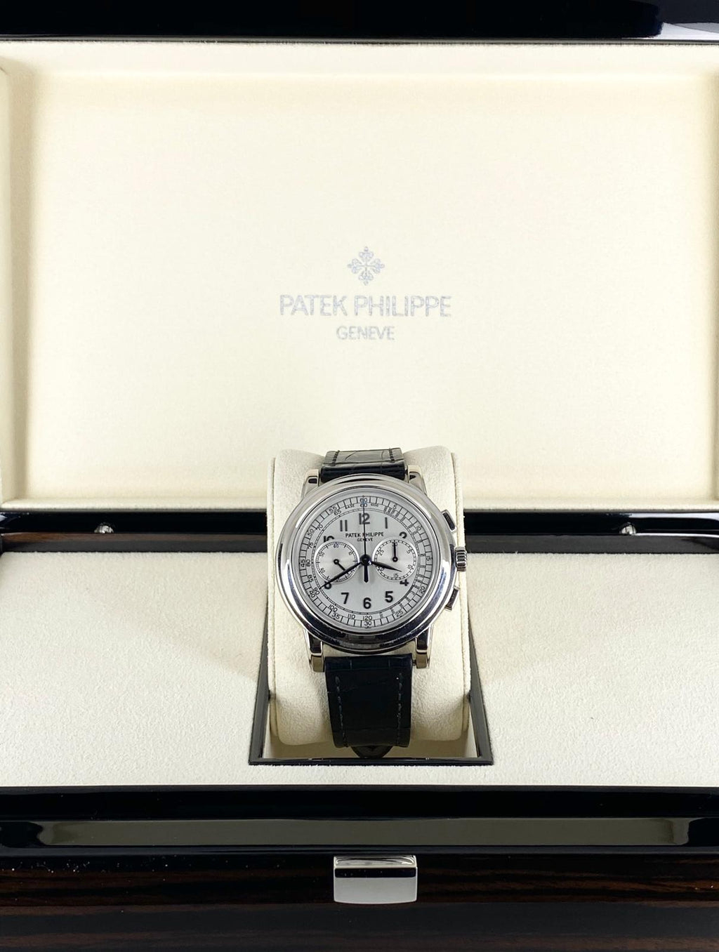 Patek Philippe 5070P-001 Chronograph Platin