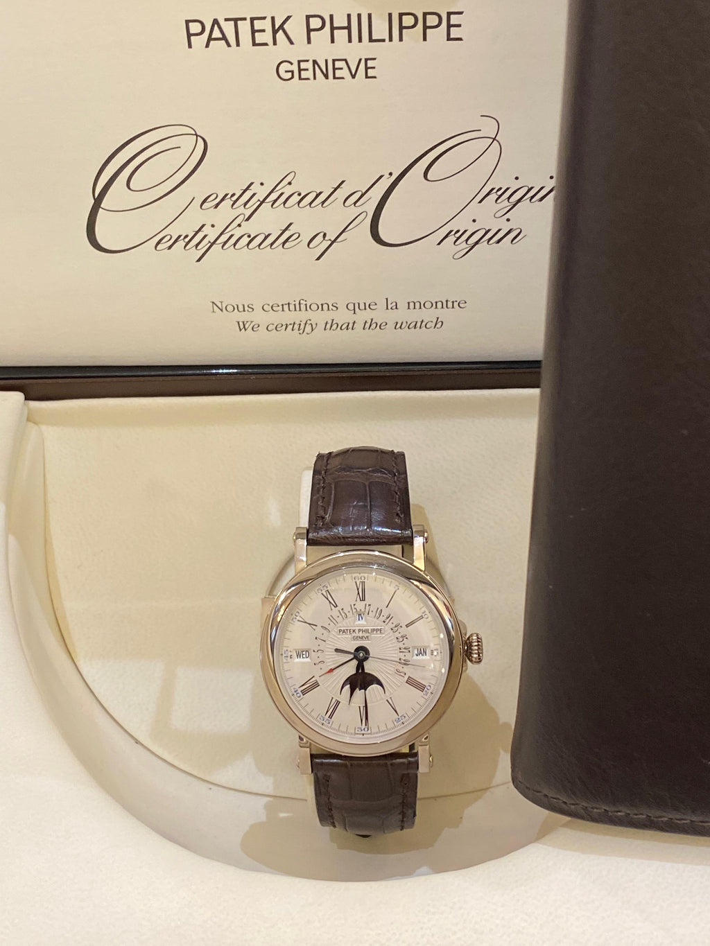 Patek Philippe Annual Calendar Mondphase, Weißgold