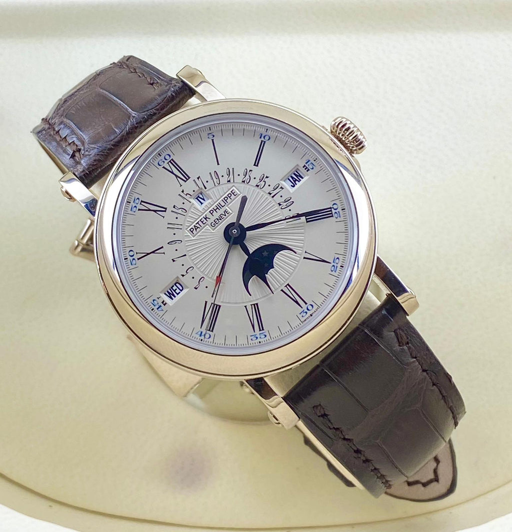 Patek Philippe Annual Calendar Mondphase, Weißgold