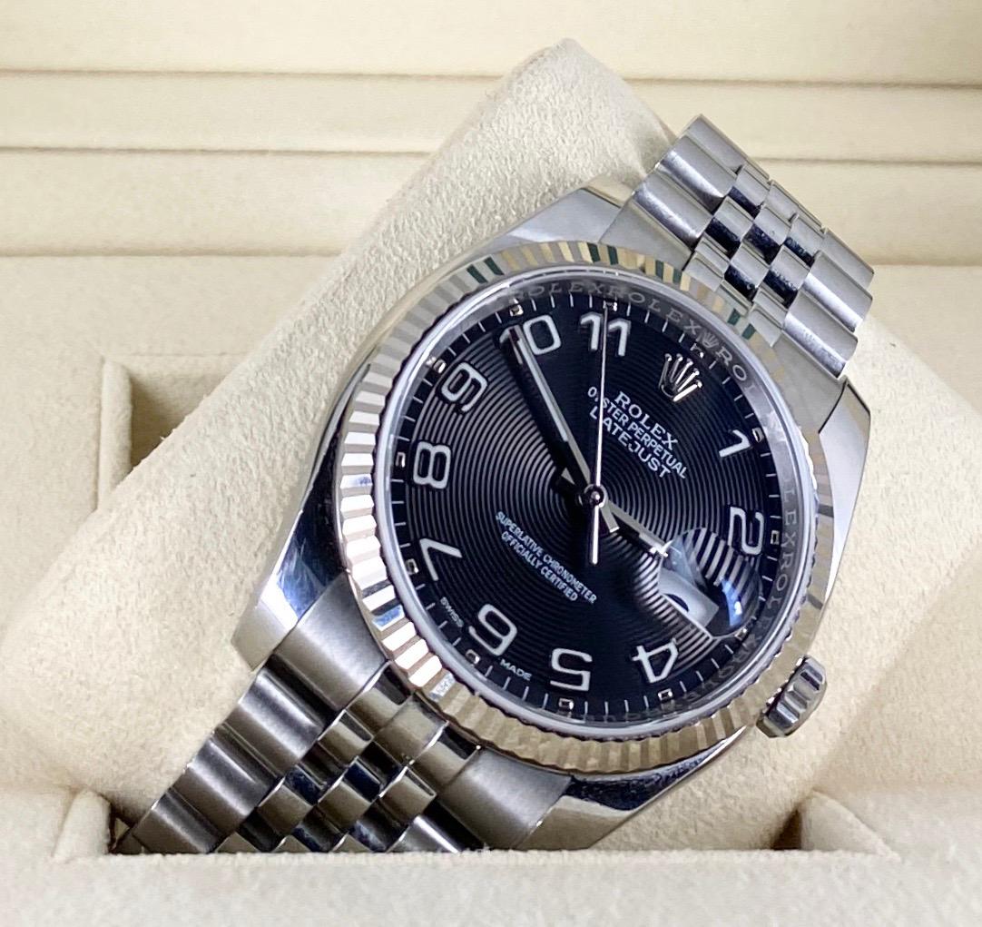 Rolex Datejust II, schwarzes konzentrisches Zifferblatt, mit Box und Papieren
