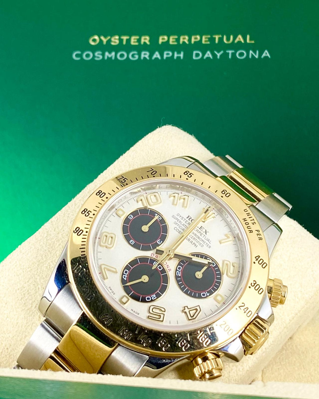 Rolex Daytona Bicolor mit arabischen Ziffern