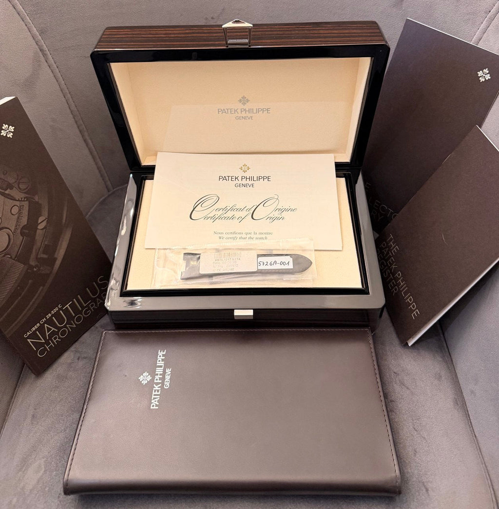 Patek Philippe Nautilus, 2009, sehr guter Zustand, Box und Papiere