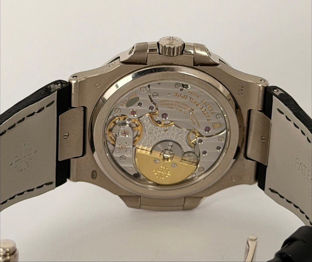 Patek Philippe Nautilus, 2009, sehr guter Zustand, Box und Papiere