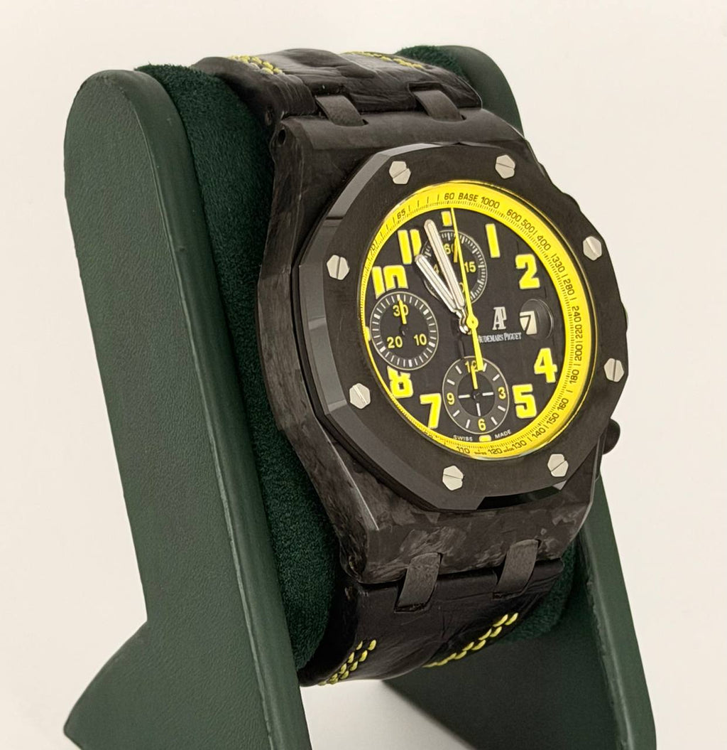Audemars Piguet Royal Oak Offshore Chronograph „Bumble Bee“, Full Set, neuwertiger Zustand
