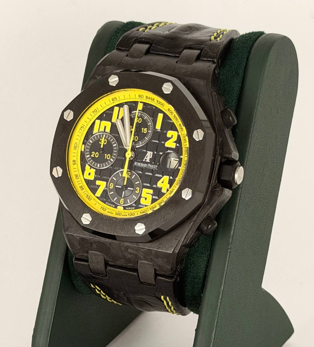 Audemars Piguet Royal Oak Offshore Chronograph „Bumble Bee“, Full Set, neuwertiger Zustand