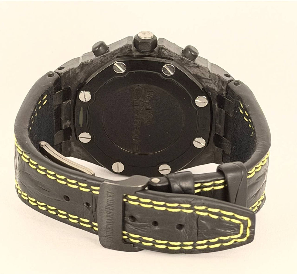Audemars Piguet Royal Oak Offshore Chronograph „Bumble Bee“, Full Set, neuwertiger Zustand